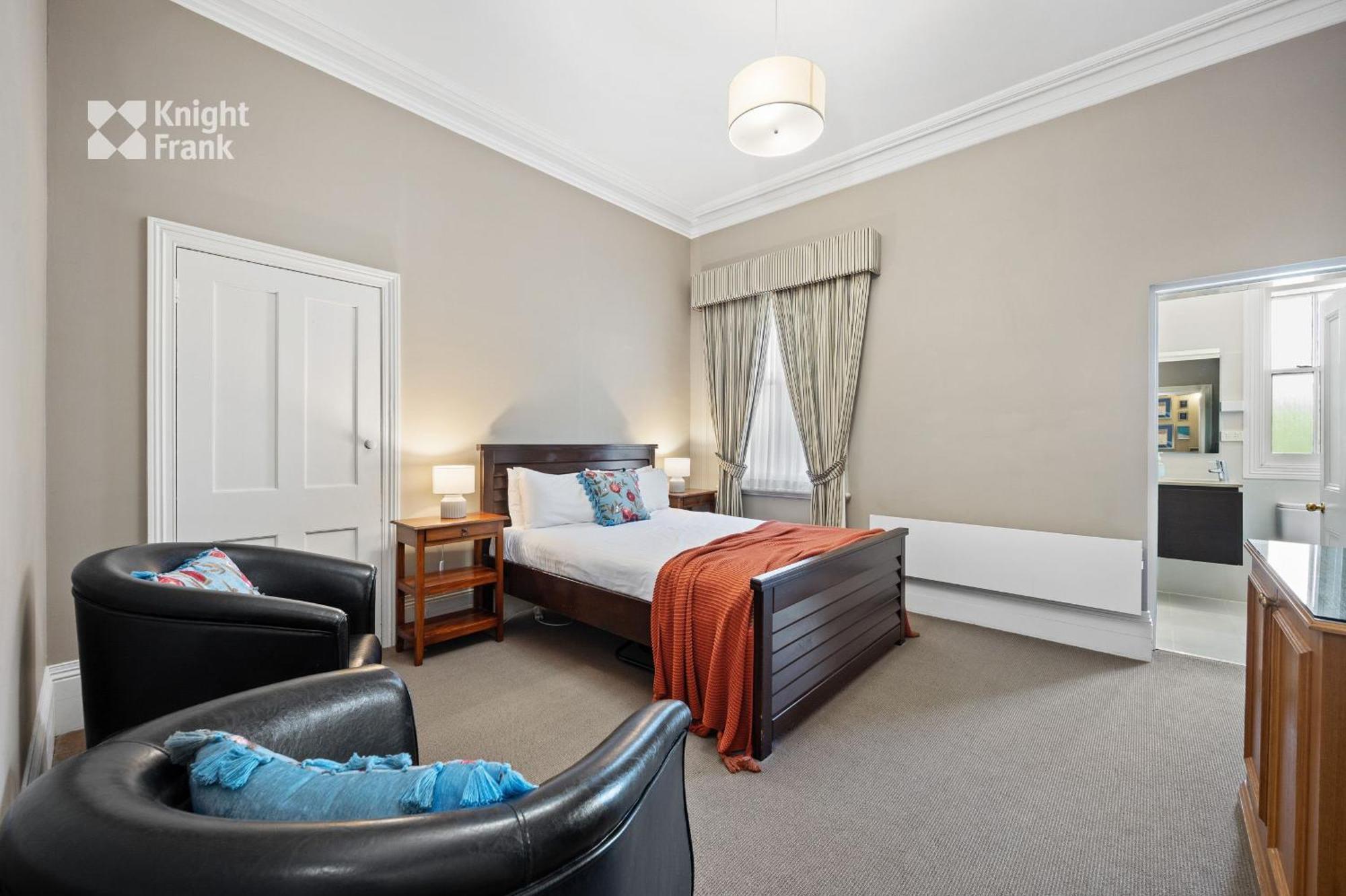 Clydesdale Manor Bed & Breakfast Хоубарт Стая снимка